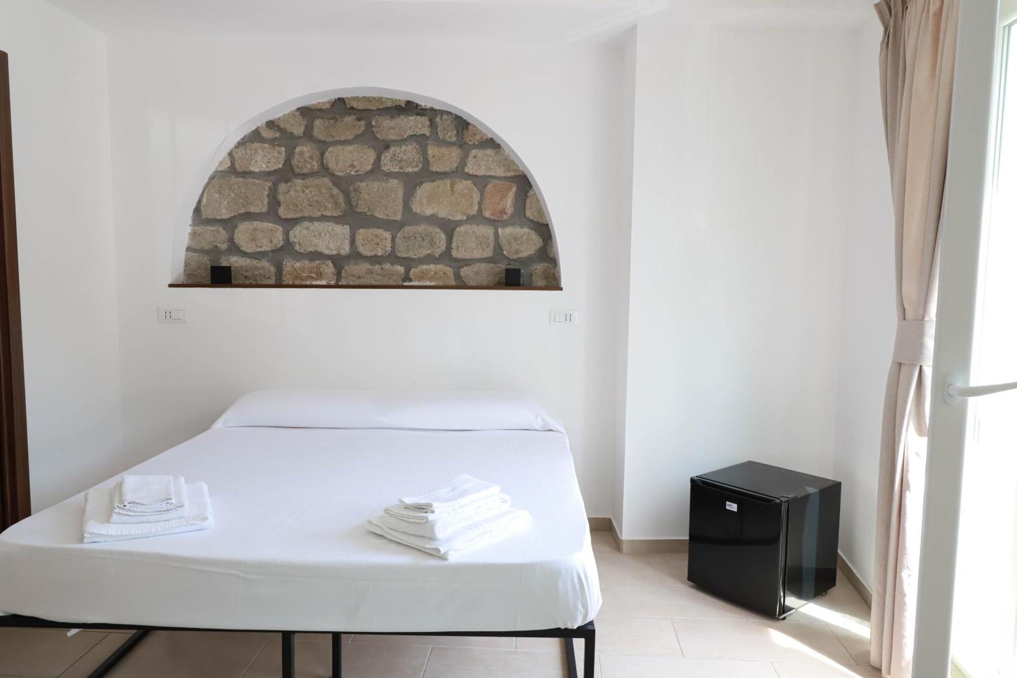 Eg Apartments - Forio D'Ischia Екстериор снимка