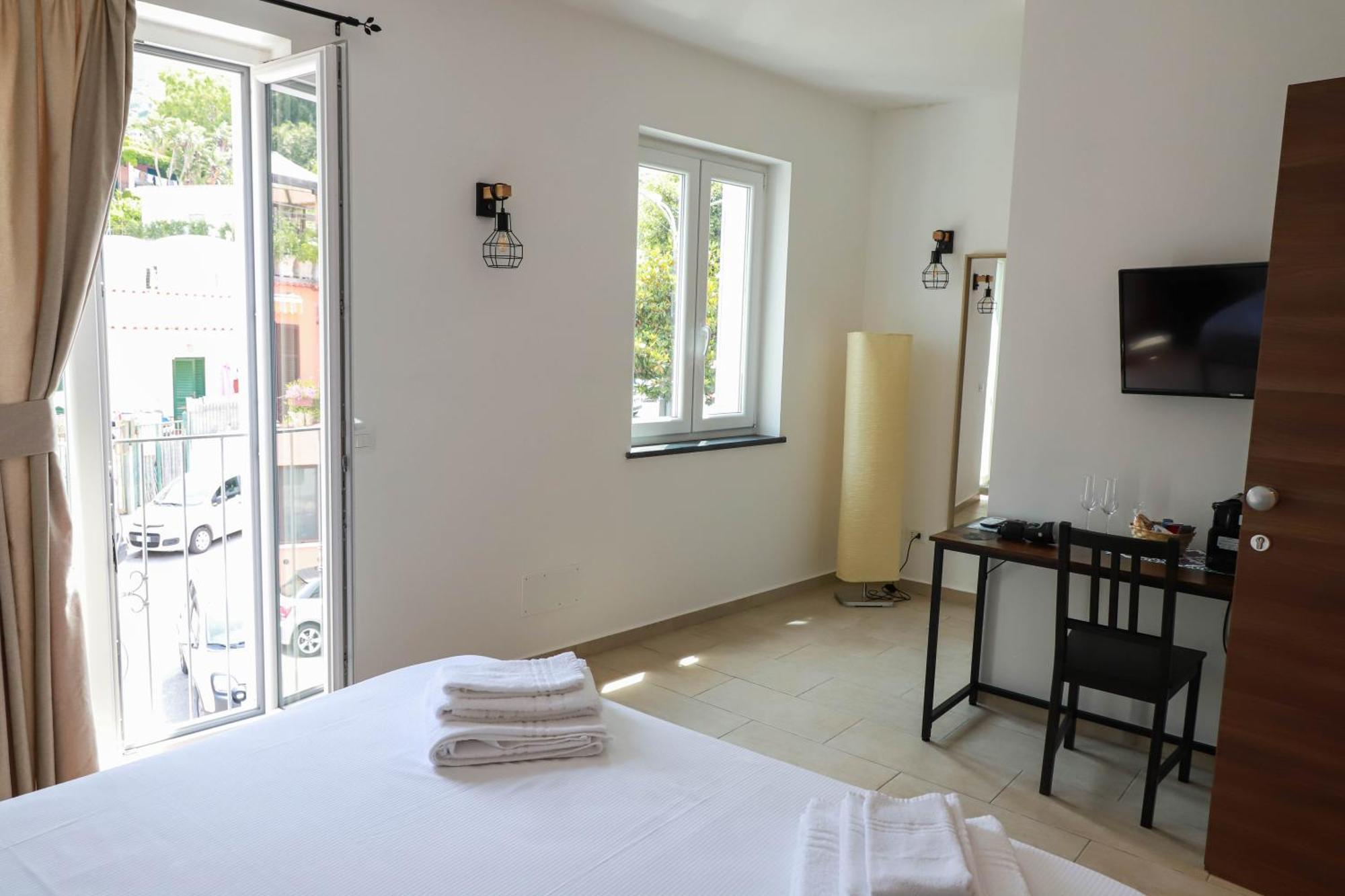 Eg Apartments - Forio D'Ischia Екстериор снимка